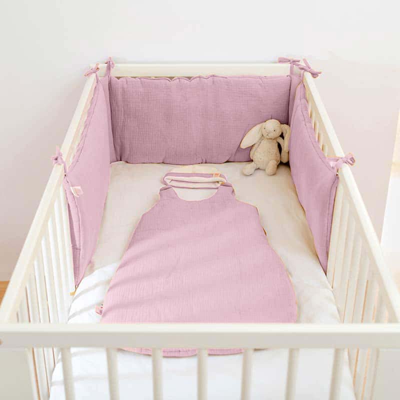 tour de lit rose en coton bio papate bébé fille