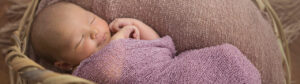 Lire la suite à propos de l’article Comment emmailloter bébé : Les 5 étapes clés